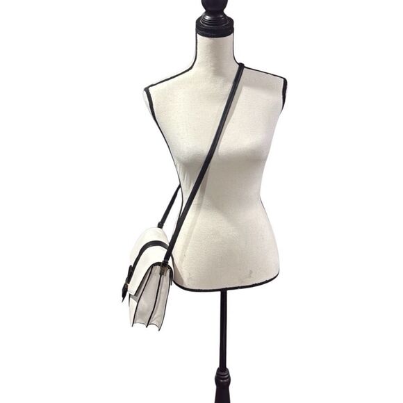 NWT Kate Spade Josephine parchment drive crossbody bag - Picture 2 of 16